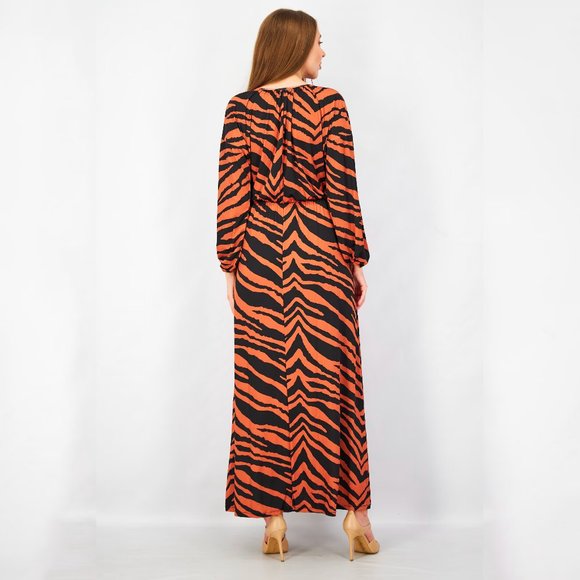 ASOS DESIGN maxi long-sleeved dress in slinky rust zebra print | size 10 - Picture 6 of 7